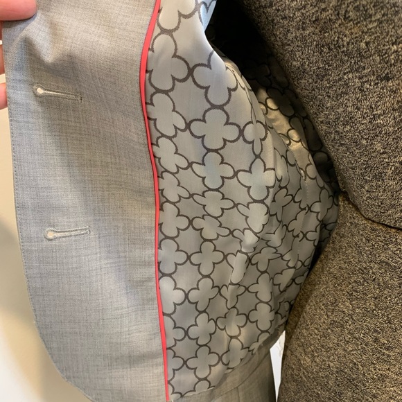 Pink Tartan suit jacket with amazing detail - Picture 3 of 9